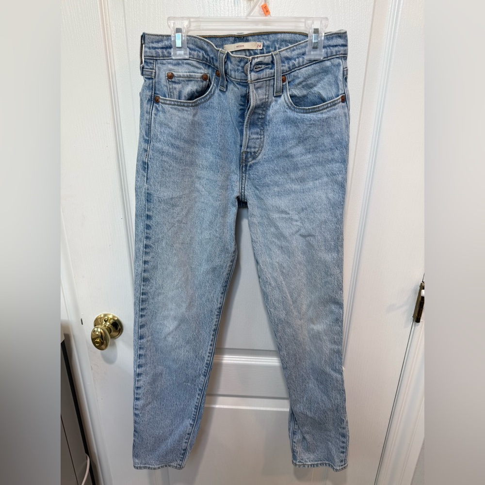 LEVI’S Wedgie Straight Leg Jeans - Picture 2 of 4